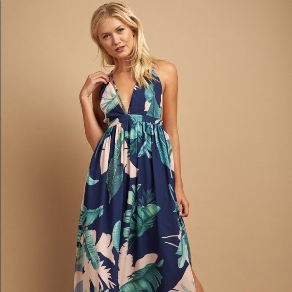 Vestique Maxi Dress
